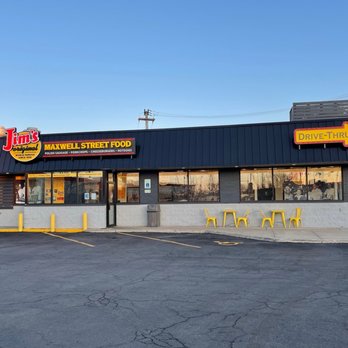 Jim's Original - Restaurant with huge parking lot. - Hot Dogs Near Me - Chicago, Illinois Jim's Original - Restaurant with huge parking lot. - Hot Dogs Near Me - Chicago, Illinois