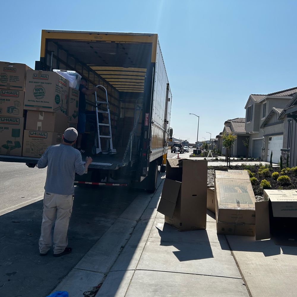 Movers R Here - Movers Near Me - Newark, California Movers R Here - Movers Near Me - Newark, California