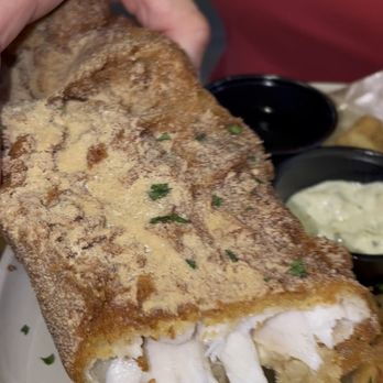 Vista Brewing - Inside and first bites of the Fish & Chips - Breweries Near Me - Driftwood, Texas Vista Brewing - Inside and first bites of the Fish & Chips - Breweries Near Me - Driftwood, Texas