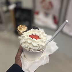 Roll Roll Ice Cream