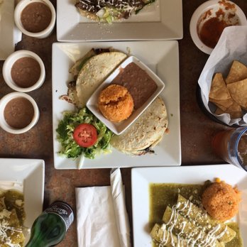 Antojitos Mexicanos Restaurant - Mexican Near Me - Paramount, California
