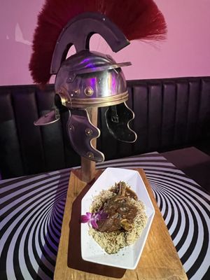 Deluxe Fun Dining by null