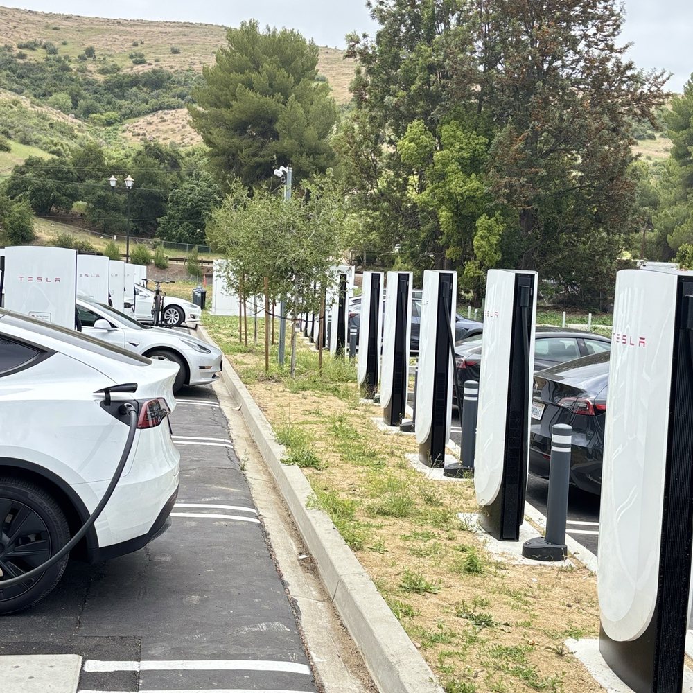 Tesla Supercharger - EV Charging Stations Near Me - Agoura Hills, California Tesla Supercharger - EV Charging Stations Near Me - Agoura Hills, California
