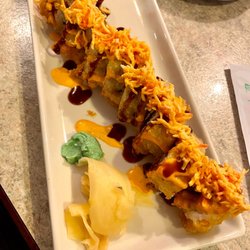 East Moon Sushi & Grill - Firecracker Roll