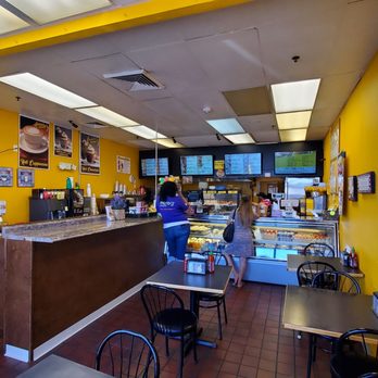 Bread Dreams - the inside of a restaurant - Breakfast & Brunch Near Me - Lynn, Massachusetts Bread Dreams - the inside of a restaurant - Breakfast & Brunch Near Me - Lynn, Massachusetts