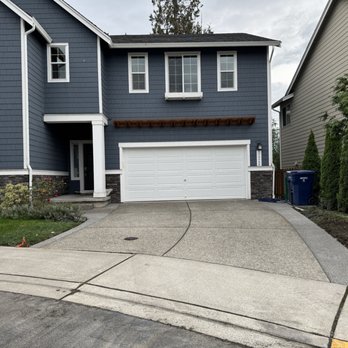 Hometown Concrete - This is the final product. We are a week into it and love it every day we come home. - Masonry/Concrete Near Me