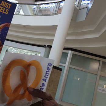 Auntie Anne's - My pretzel - Pretzels Near Me - Jacksonville, Florida Auntie Anne's - My pretzel - Pretzels Near Me - Jacksonville, Florida