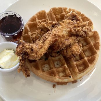 Winston’s Brunch Place - Chicken and waffles - Breakfast & Brunch Near Me - Pacific Grove, California