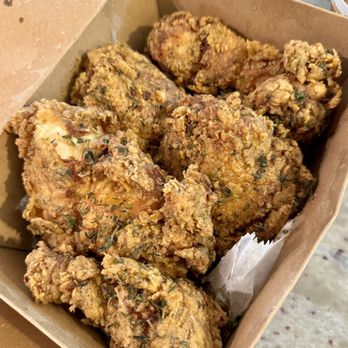 H A Pigsmith’s Southern Science - Tupelo & thyme fried chicken - Southern Near Me - Charlotte, North Carolina H A Pigsmith’s Southern Science - Tupelo & thyme fried chicken - Southern Near Me - Charlotte, North Carolina
