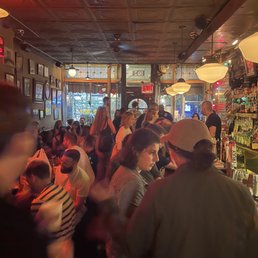 10pm 5/21 - worst bar service in the state