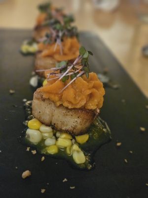 Marna's Eatery and Lounge by null