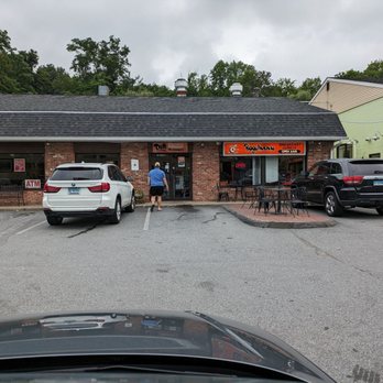 Bagelman - a car parked in front of a restaurant - Bakeries Near Me - Danbury, Connecticut Bagelman - a car parked in front of a restaurant - Bakeries Near Me - Danbury, Connecticut