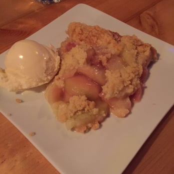 Pie Bar - Apple cherry crumble - Cocktail Bars Near Me - Seattle, Washington Pie Bar - Apple cherry crumble - Cocktail Bars Near Me - Seattle, Washington