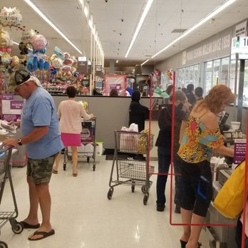 Giant Food - 8/15/22. Being a cashier is almost nonexistent at Giant Foods - Grocery Near Me - McLean, Virginia