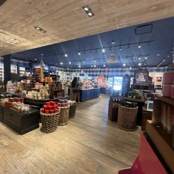 Bath & Body Works