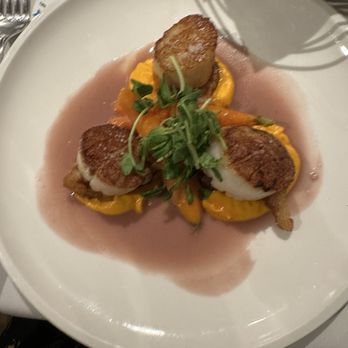 Cafe Beaujolais - Scallops - Breakfast & Brunch Near Me - Mendocino, California