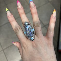 LaFam Nails and Lashes