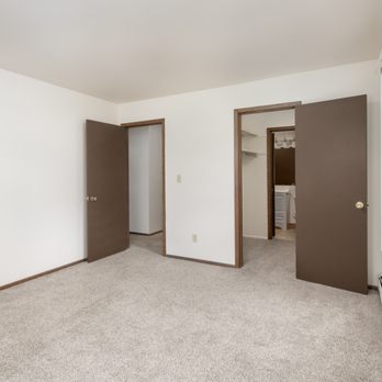 Stone Point Apartments - Apartments Near Me - Menomonee Falls, Wisconsin Stone Point Apartments - Apartments Near Me - Menomonee Falls, Wisconsin
