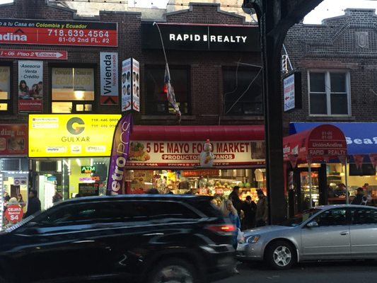 5 De Mayo Food Market & Carniceria by null