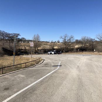 Nichols Landing - Cul de sac where you can drop off and pick up - Fishing Near Me - Spring Branch, Texas