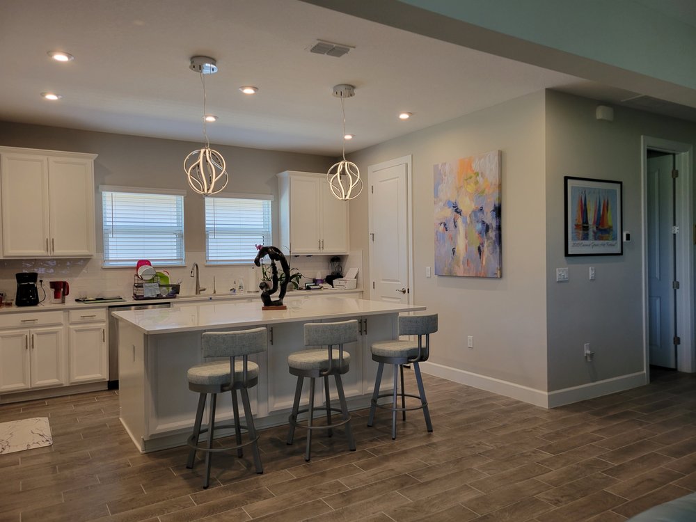 & MORE Updated September 2024 10 Reviews 2486 SE Federal