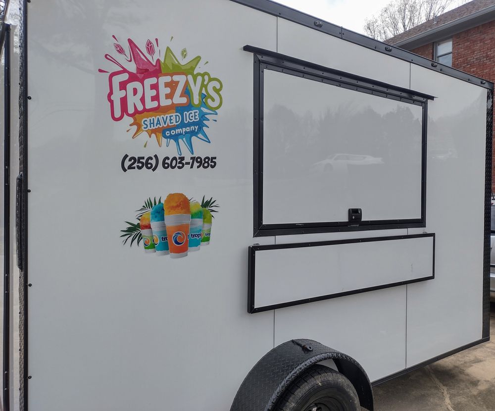 Freezy's Shaved Ice Logo