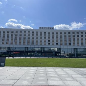 Sofitel - Our room looked out on this plaza. - Hotels Near Me - Warsaw, MZ