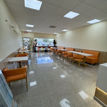 CoCo Bubble Tea - Inside seating - Bubble Tea Near Me - Boca Raton, Florida