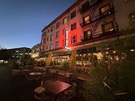 McMenamins Hal's Café by null