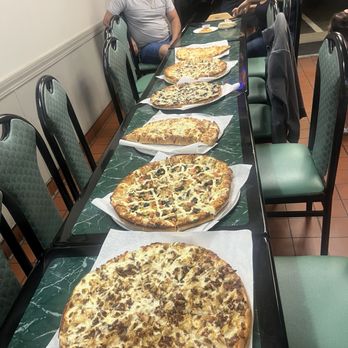 Norfolk Town Pizza - Party day in there today - Pizza Near Me - Norfolk, Massachusetts Norfolk Town Pizza - Party day in there today - Pizza Near Me - Norfolk, Massachusetts