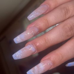V Nails