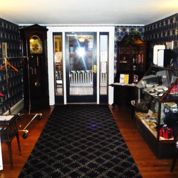 The Emerson Inn - Front lobby - Hotels Near Me - Rockport, Massachusetts
