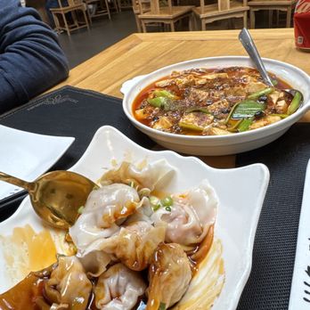 Red Pepper Sichuan Bistro - pork wontons in chili oil, mapo tofu - Szechuan Near Me - Towson, Maryland