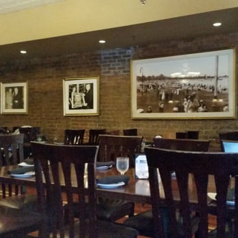 Amrheins - Beautiful wood decor - New American Near Me - Boston, Massachusetts