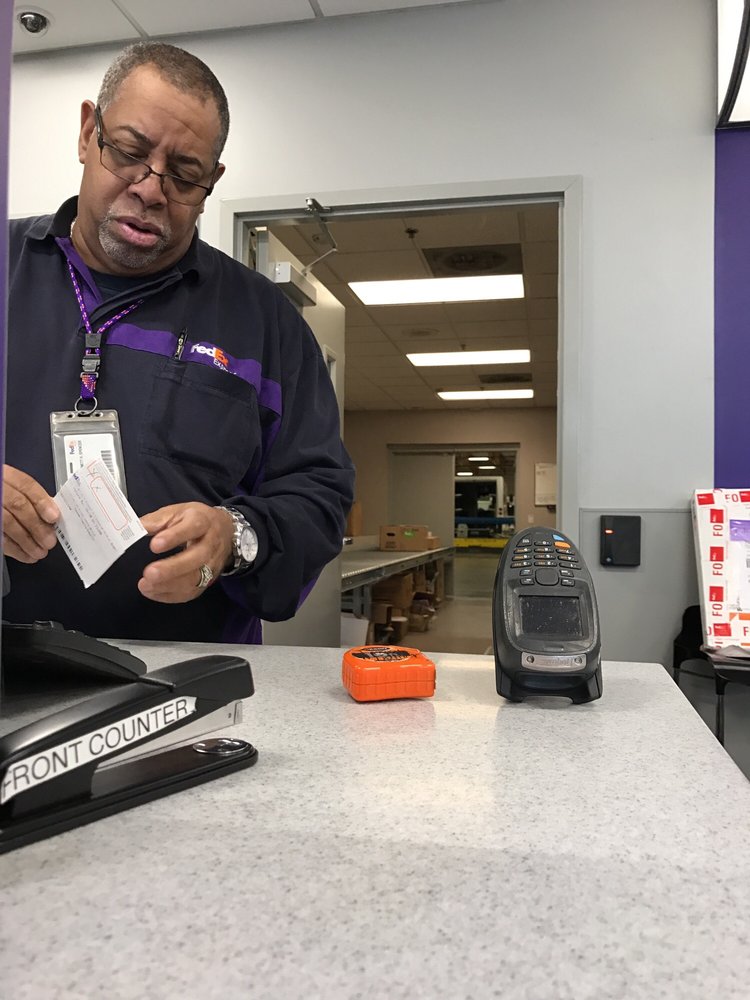 FEDEX SHIP CENTER Updated September 2024 50 Reviews 8210 S Hardy