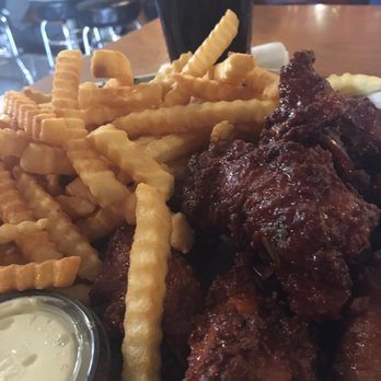 Wheaty's Pub - Sports Bars Near Me - Manistique, Michigan
