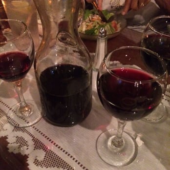 Mario's Italian Restaurant - House Chianti yum - Italian Near Me - Stuart, Florida