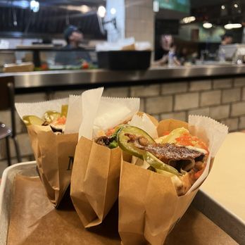Miznon - Steak pita !!! Wowwww - Mediterranean Near Me - New York, New York