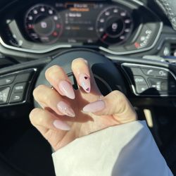 Lady Nails
