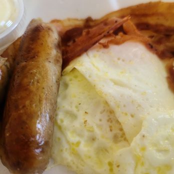 Sandfiddler Cafe - Breakfast & Brunch Near Me - Norfolk, Virginia