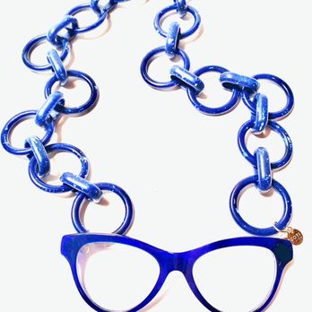 EyeStyles - Chains are hot again, and Coti readers are available in many popping colors and looks - Eyewear & Opticians Near Me - Oakdale, Minnesota EyeStyles - Chains are hot again, and Coti readers are available in many popping colors and looks - Eyewear & Opticians Near Me - Oakdale, Minnesota