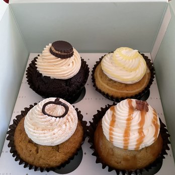 Diamond Dust - Box of 4 - so cute and reasonable pricing!!! - Cupcakes Near Me - Decatur, Georgia