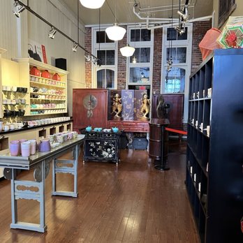 Silk Road Tea - silk road, fresh organic teas - Day Spas Near Me - Victoria, British Columbia
