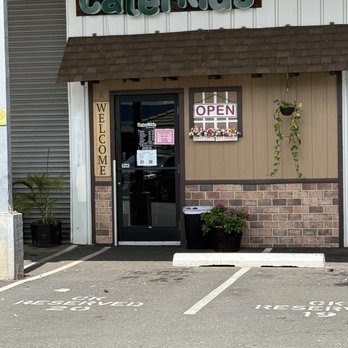 Caterkids - Children's Clothing Near Me - Waipahu, Hawaii Caterkids - Children's Clothing Near Me - Waipahu, Hawaii