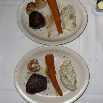 Bob's Steak & Chop House - Amelia Island - Prime Filet Mignon - 12oz., Seared Scallops, smashed potatoes - Seafood Near Me - Fernandina Beach, Florida Bob's Steak & Chop House - Amelia Island - Prime Filet Mignon - 12oz., Seared Scallops, smashed potatoes - Seafood Near Me - Fernandina Beach, Florida