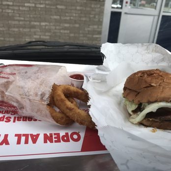 Swensons Drive-In - Cheeseburger and onion rings - Burgers Near Me - Dublin, Ohio Swensons Drive-In - Cheeseburger and onion rings - Burgers Near Me - Dublin, Ohio