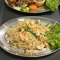pad thai  duck