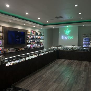 The Set - Aesthetically pleasing to look at - Cannabis Dispensaries Near Me - Northridge, California