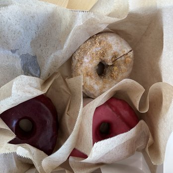 Blue Star Donuts - Blueberry Bourbon Basil, Raspberry Rosemary Old-Fashioned, Apple Brandy Crumble - Donuts Near Me - Portland, Oregon Blue Star Donuts - Blueberry Bourbon Basil, Raspberry Rosemary Old-Fashioned, Apple Brandy Crumble - Donuts Near Me - Portland, Oregon