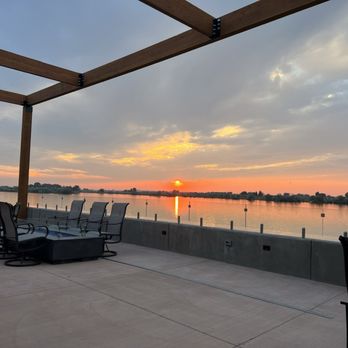 EdgeWater Dining & Spirits - Riverside dining - Steakhouses Near Me - Burley, Idaho EdgeWater Dining & Spirits - Riverside dining - Steakhouses Near Me - Burley, Idaho